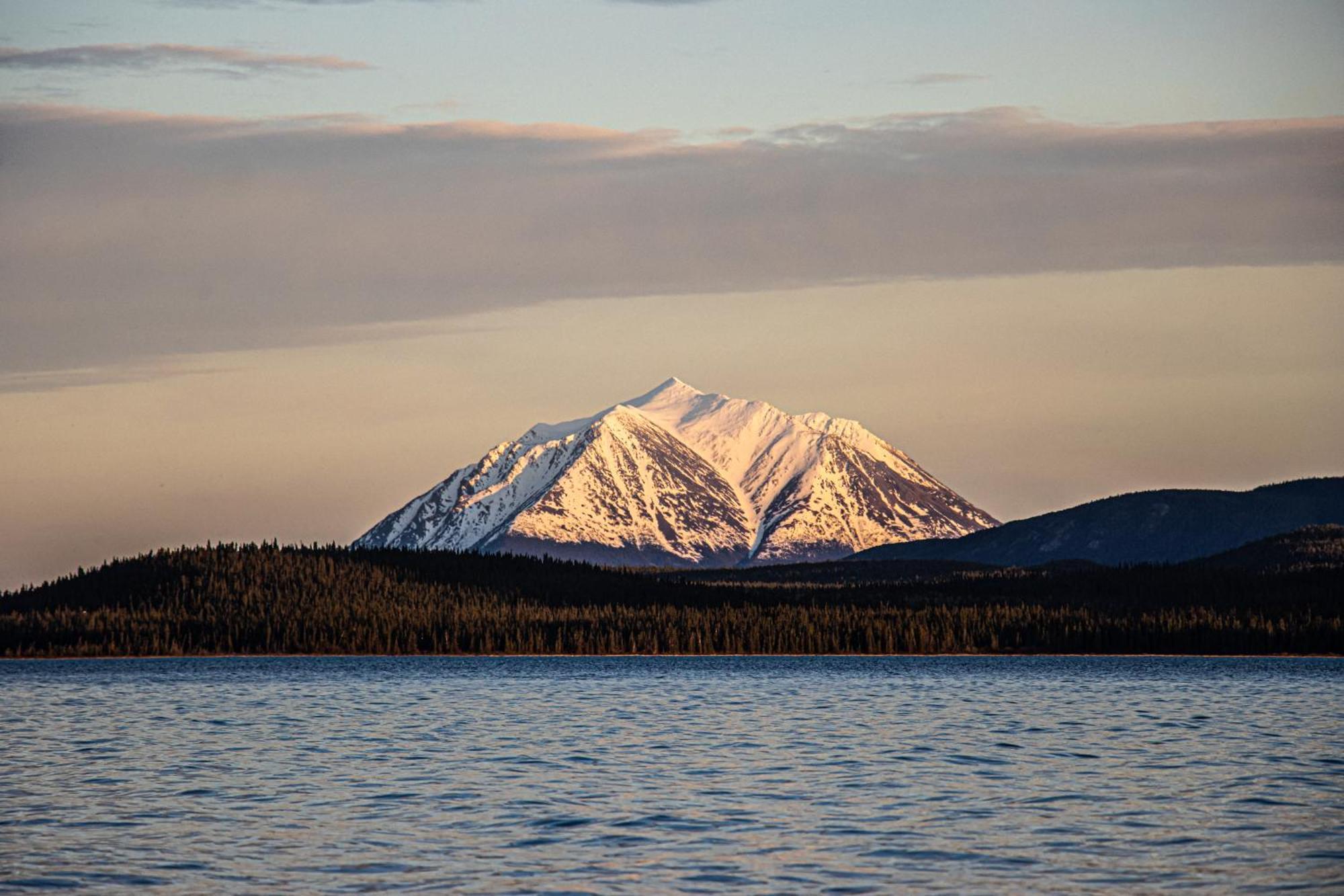 Little Atlin Lodge Tagish Exterior photo