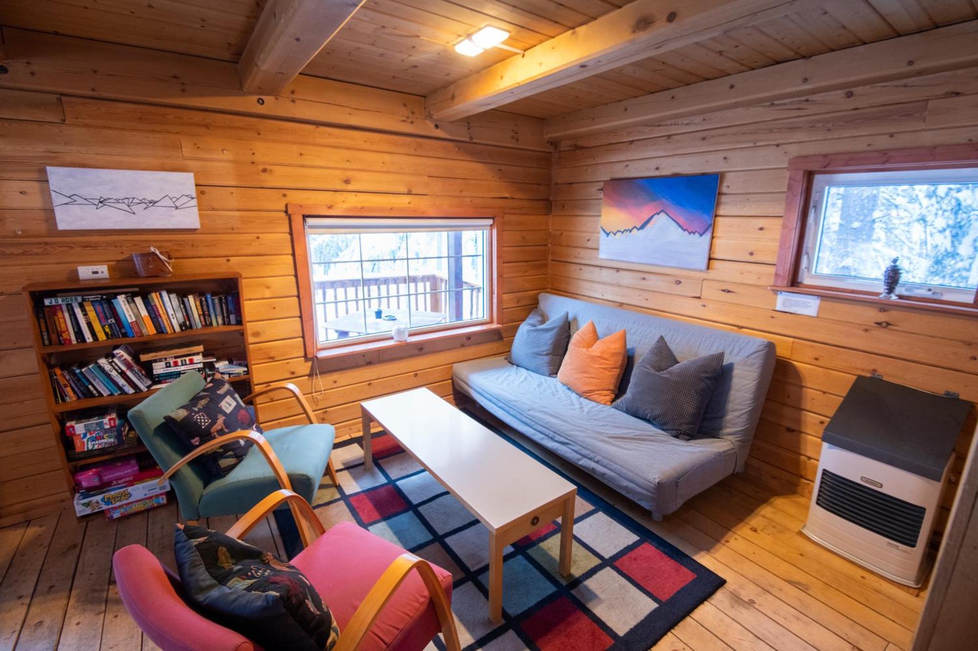 Little Atlin Lodge Tagish Exterior photo